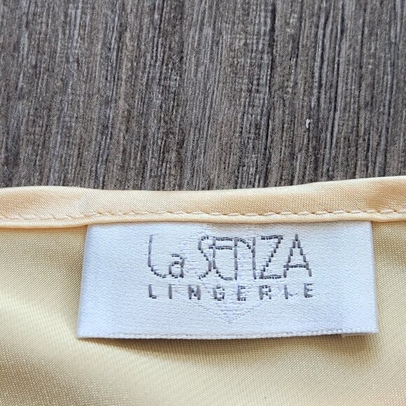 Vintage 90s La Senza classic butter yellow silky mini slip dress - Picture 7 of 12